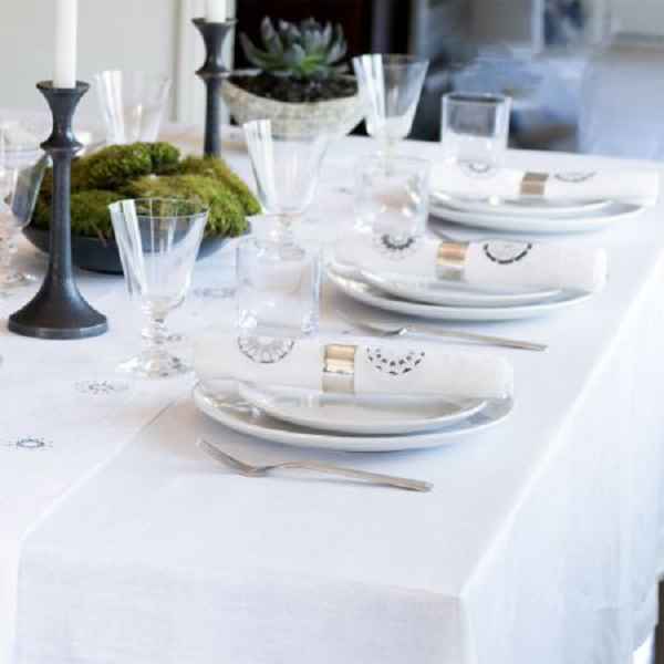 Huddleson-Italian Linen Tablelinens-White