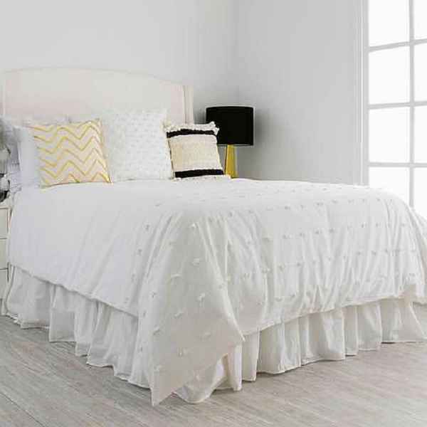 Ida Mae-Bonnie Eyelash White Duvet Set