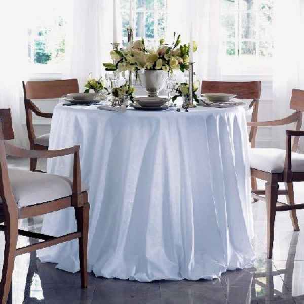 Sferra-Acanthus Table Linens Tablecloth Square (hemstitched)