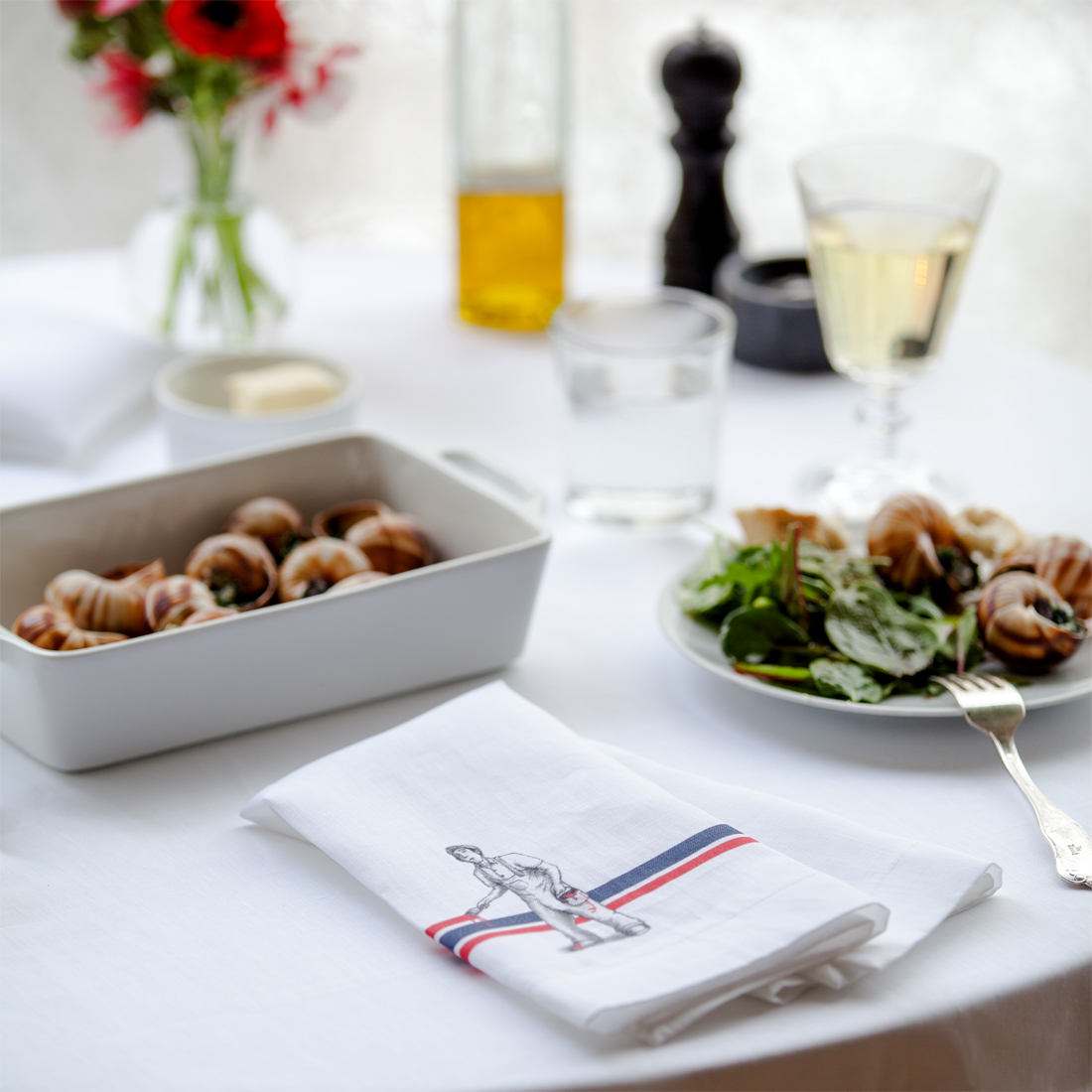 French-ticking-white-linen-napkin-tablecloth_5