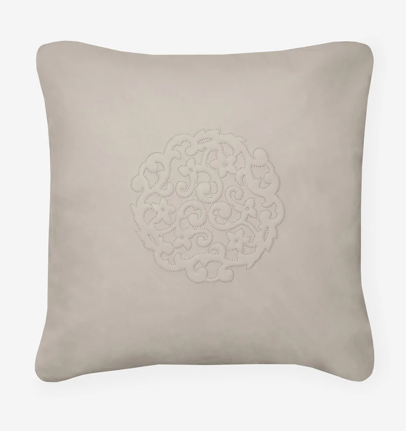 SFERRA-VENETO-DECORATIVE-PILLOW-BEIGE-SILO_V1_800x