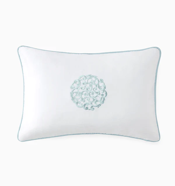 SFERRA_FW23_ECOMM_STORIA_DEC-PILLOW_POOLSIDE_SILO_v3