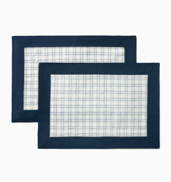 SFERRA_SS24_ECOMM_MIKELA-LARGE-PLAID_PLACEMATS_NAVY_COMP_v3