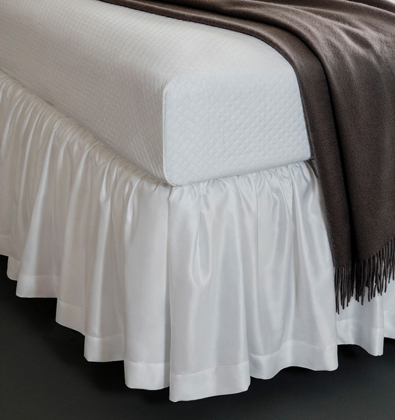 bedskirt