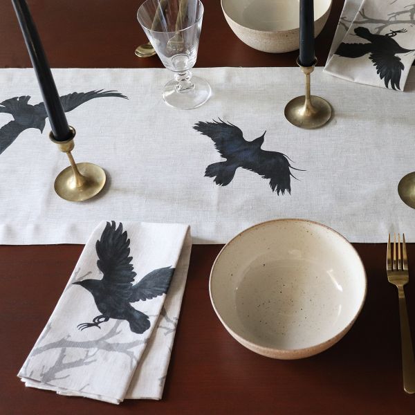 crow-natural-linen-napkin-table-runner-2_1