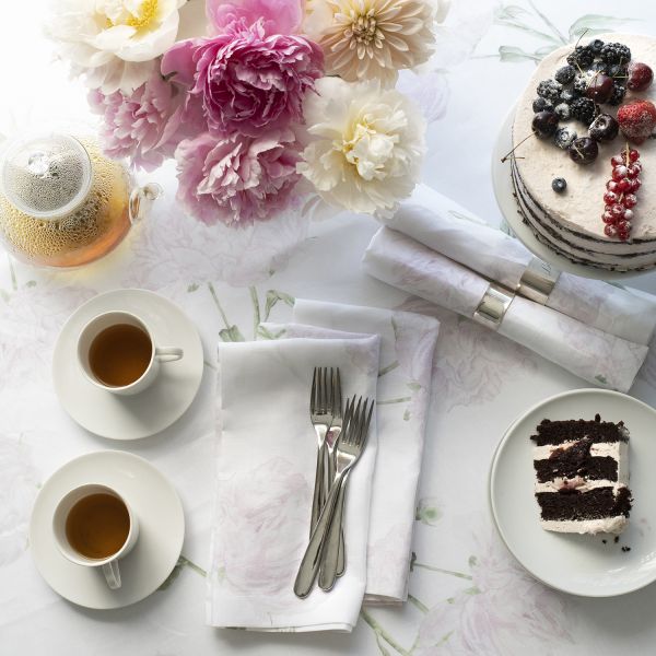 huddleson-peony-floral-pink-white-linen-tablecloth-napkins_1_