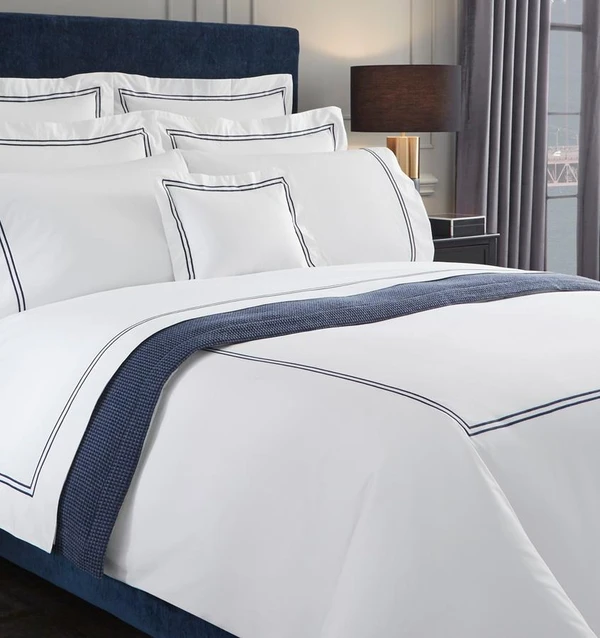 sferra-grande-hotel-sheets-navy-side-angle_e416960e-85ff-4feb-b168-154511d92fc0_600x